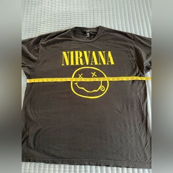 NIRVANA Smiley Face 2012 Black Tee Men's Size 2 XL XXL Kesha Tee Oversized - Picture 7 of 9